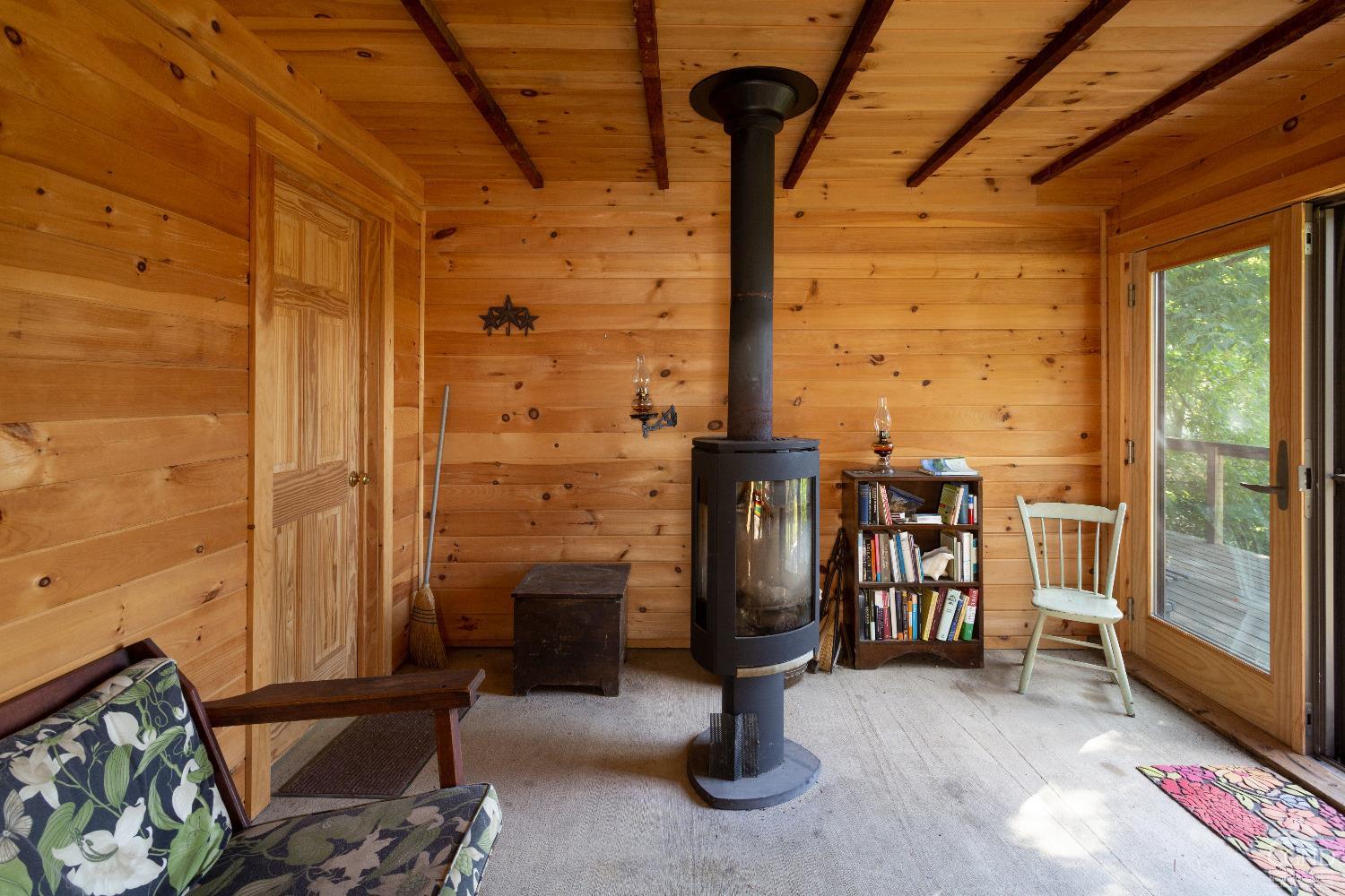44 Worth Avenue, Hudson, New York image 11