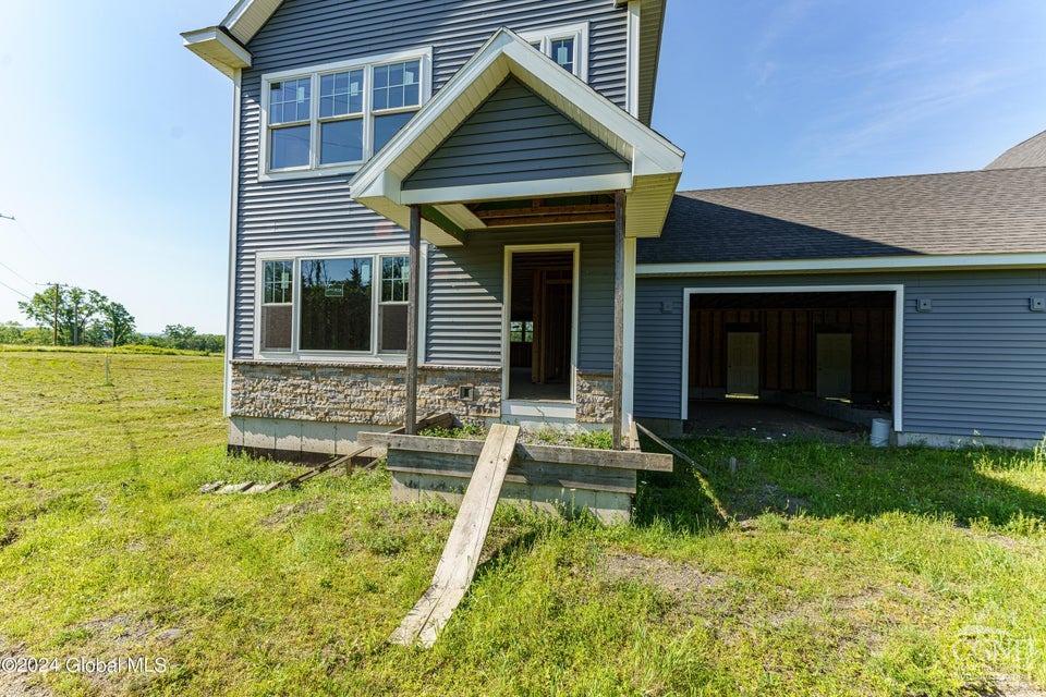 27 29 Pulcher Ave, Greenport, New York image 33