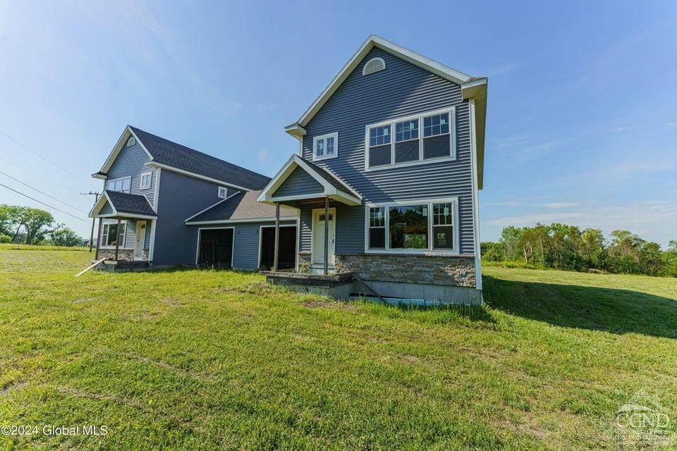 27 29 Pulcher Ave, Greenport, New York image 2