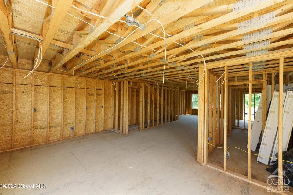 27 29 Pulcher Ave, Greenport, New York image 24