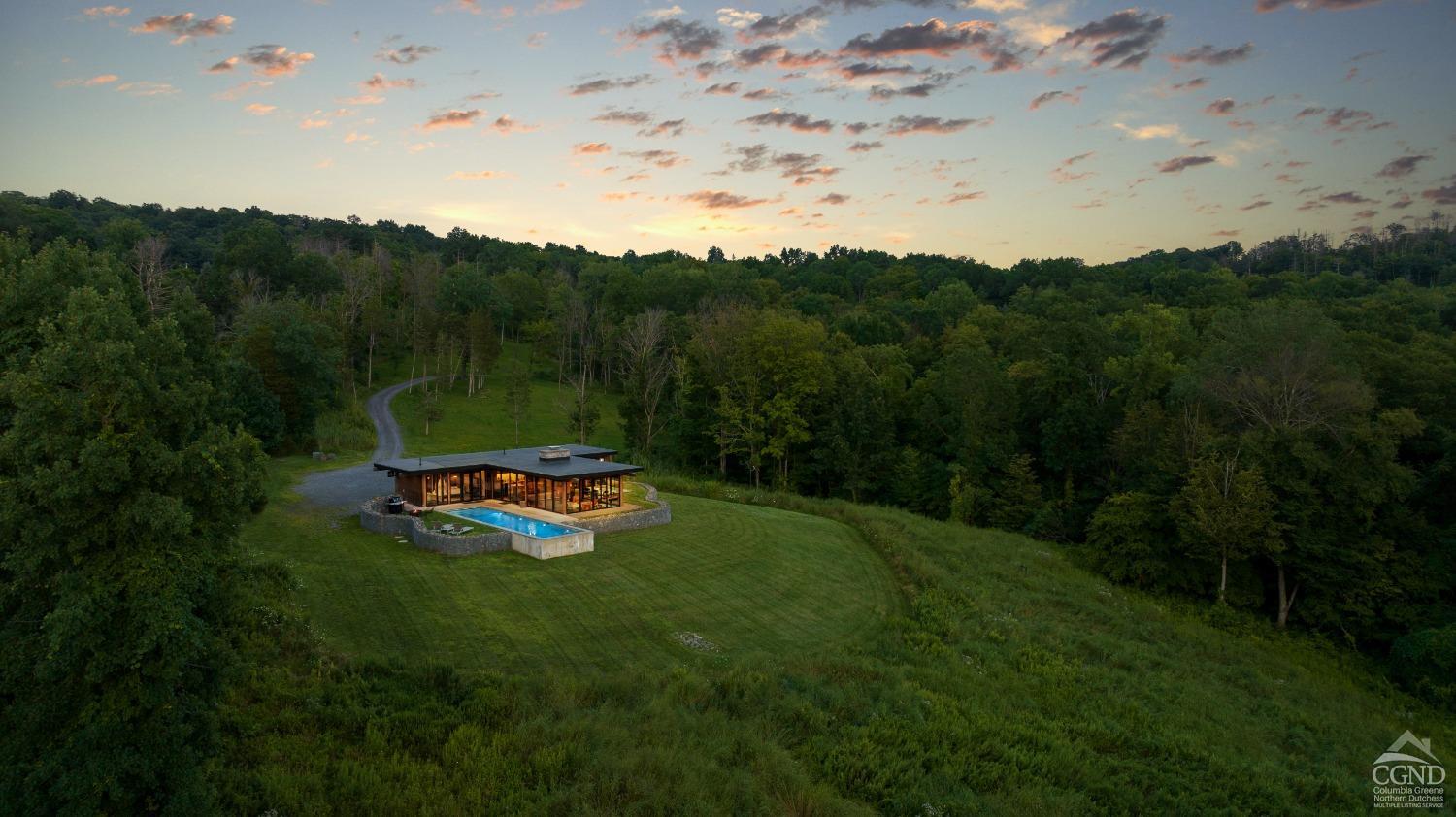 462 Mount Merino Road, Hudson, New York image 3