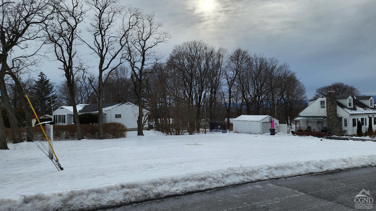 Cedar Parkway, Greenport, New York image 6