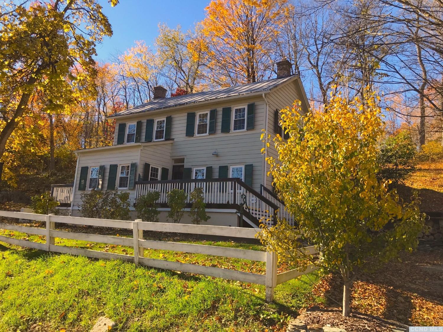 581 Route 217, Claverack, New York - 4 Bedrooms  
2 Bathrooms  
5 Rooms - 