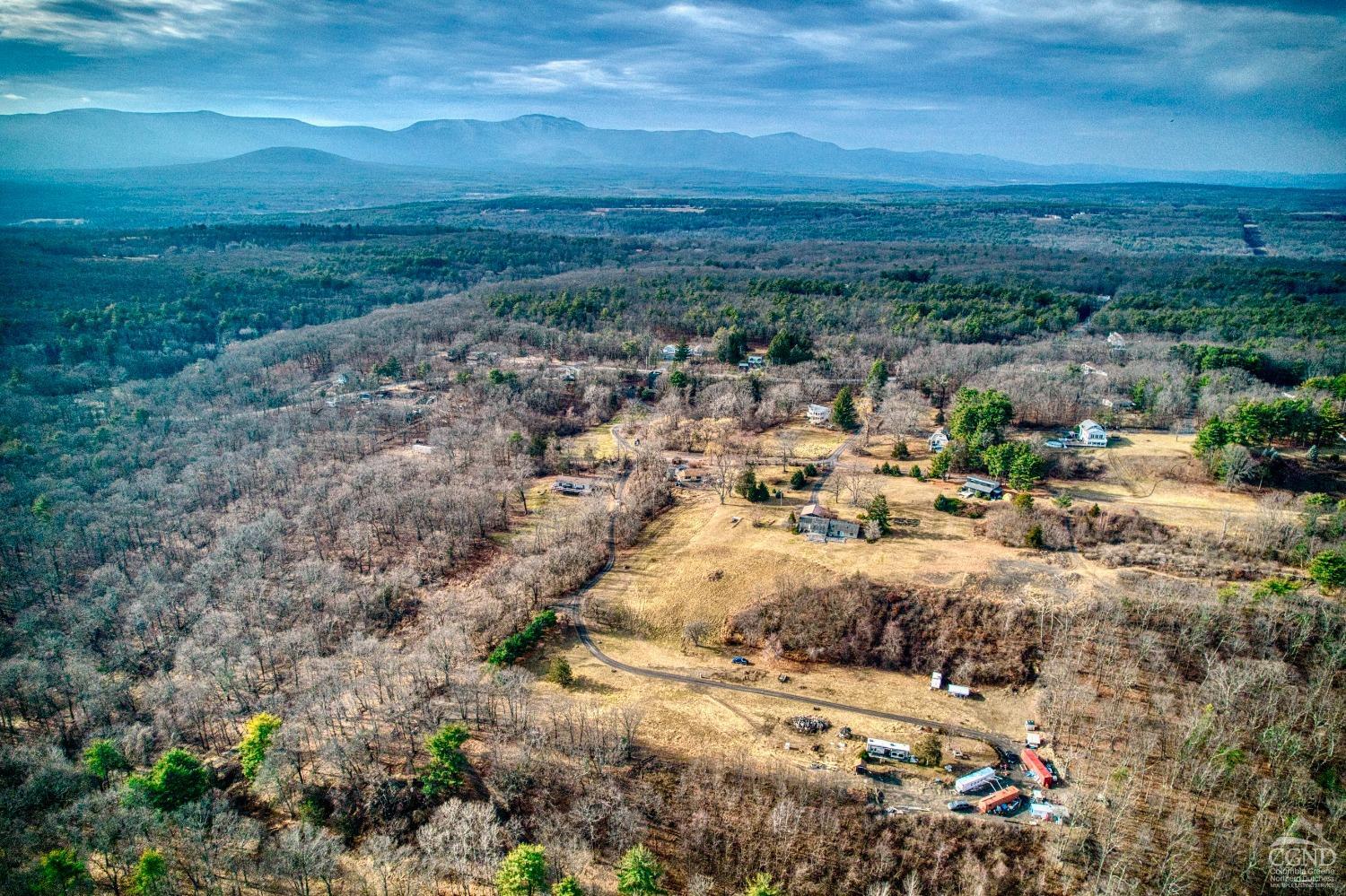 Skinner Lane, Catskill, New York image 3