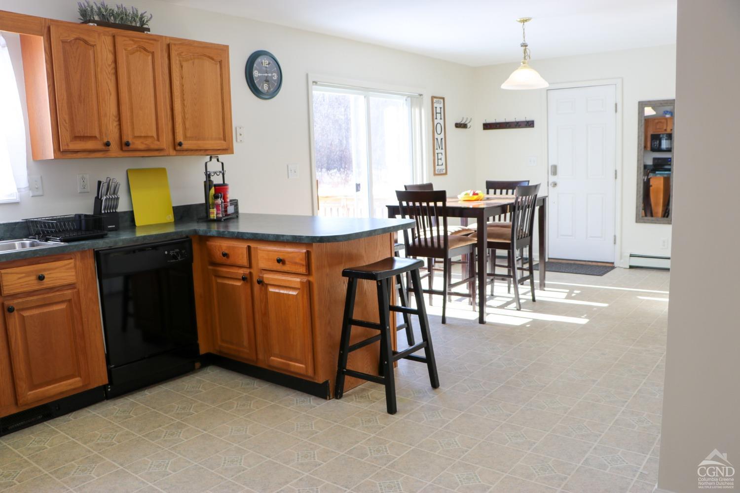 14 Durham Woods Road, Durham, New York image 4