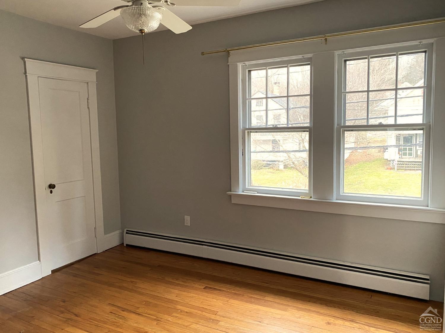 14 Barton Street, Millerton, New York - 3 Bedrooms  
1 Bathrooms  
6 Rooms - 