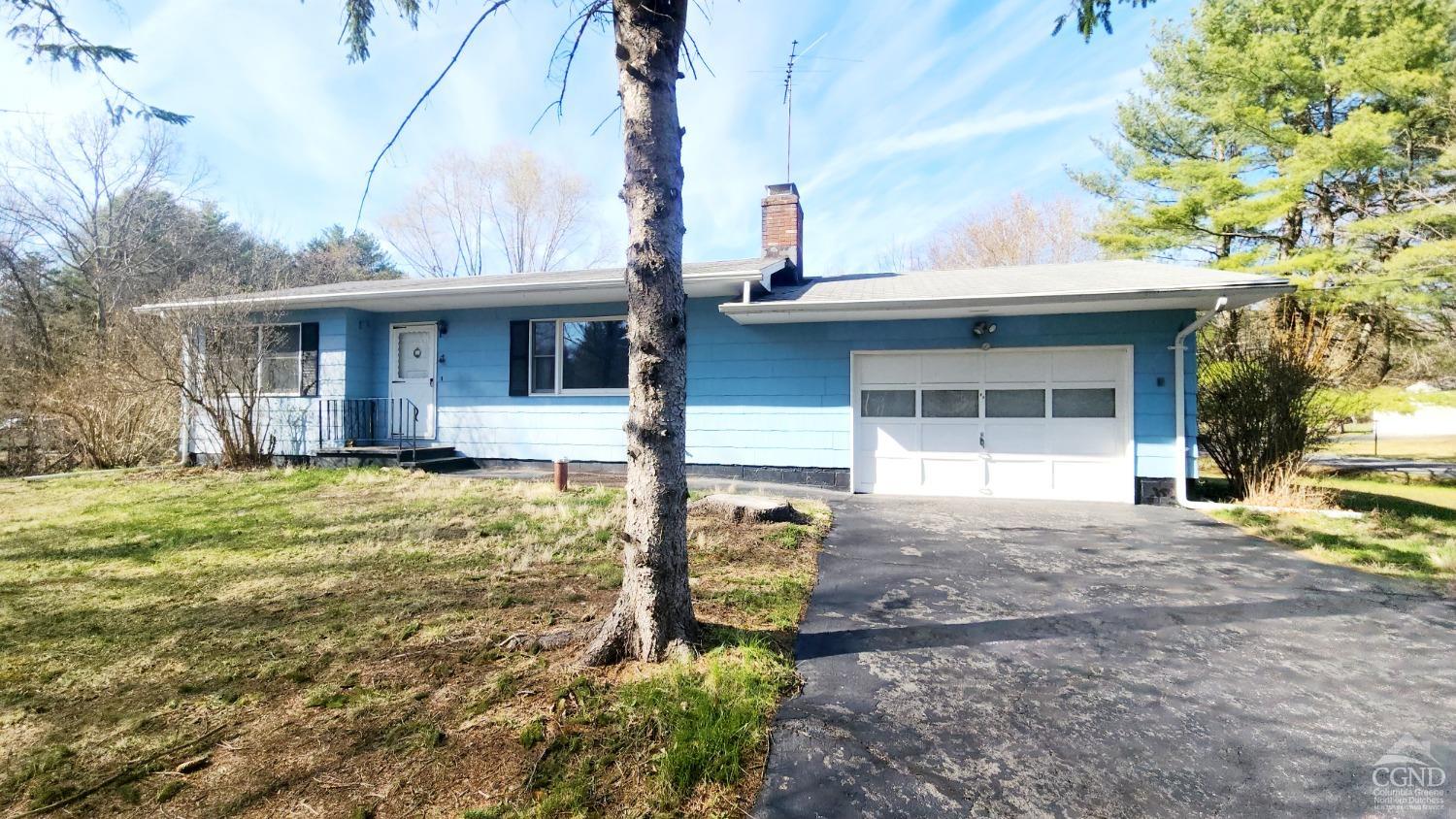 Photo 1 of 27 Meadow Lane Ln, Cairo, New York, $245,000, Web #: 155755