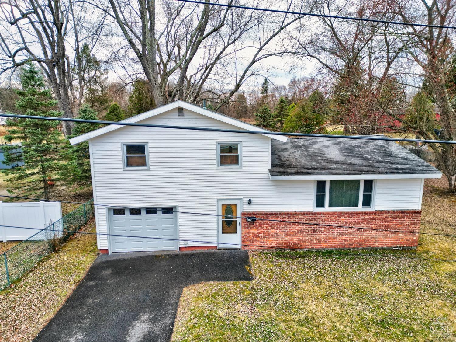 17 Bogardus Ave Ave, Catskill, New York image 44