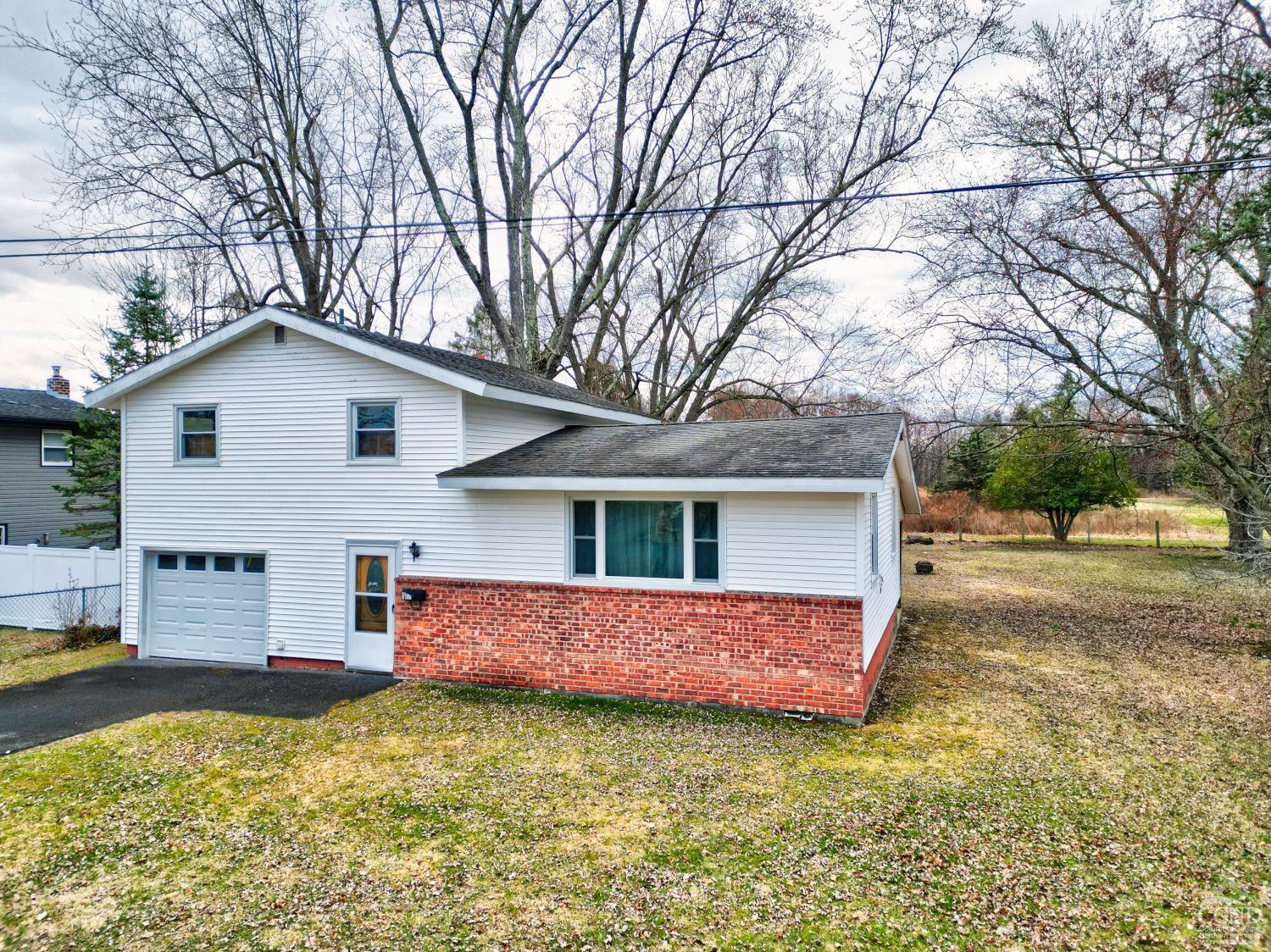 17 Bogardus Ave Ave, Catskill, New York image 42