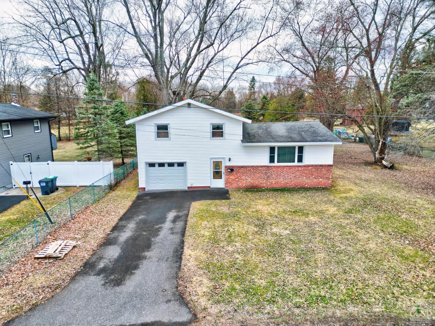 17 Bogardus Ave Ave, Catskill, New York image 45