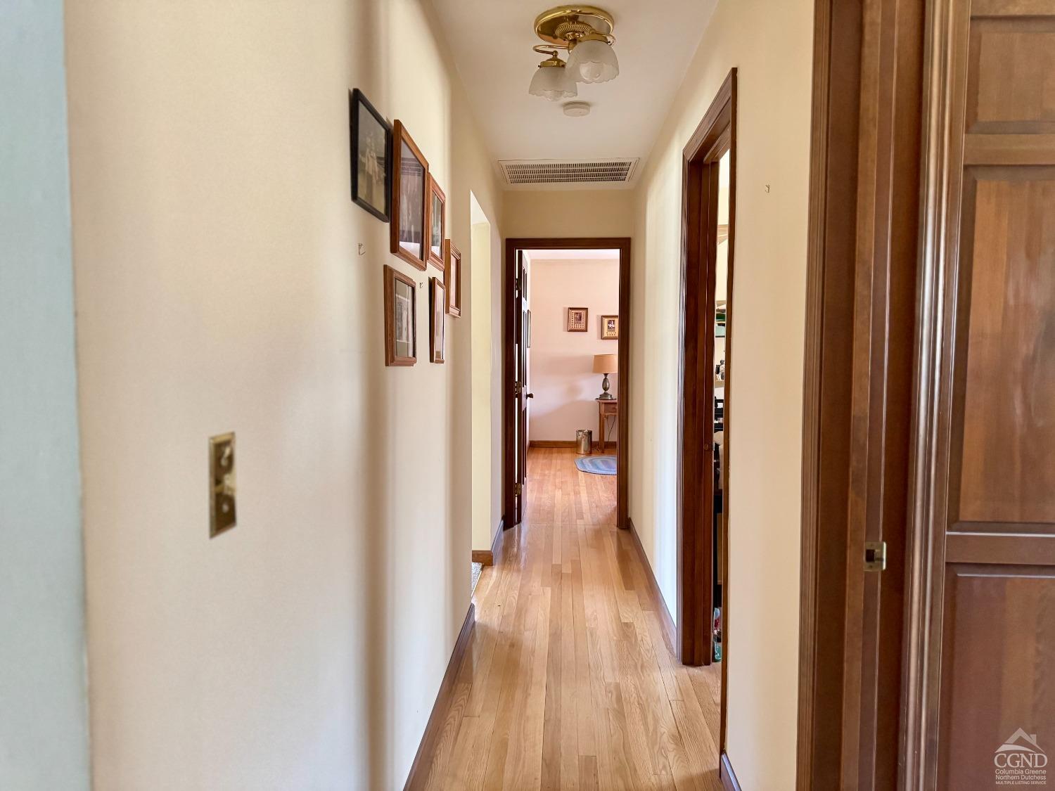 26 Cone Place, Leeds, New York image 11