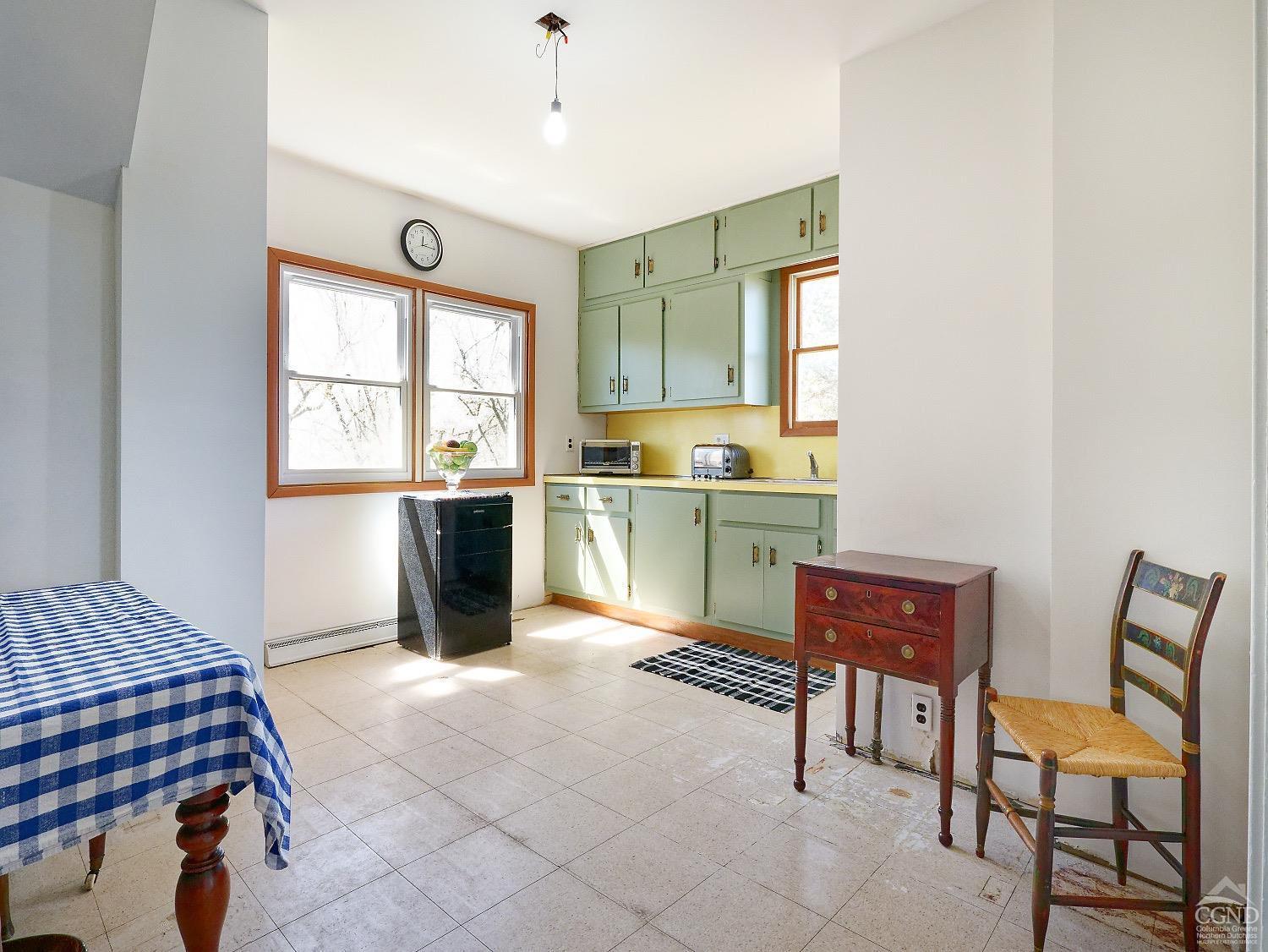 84 Harry Howard Avenue, Hudson, New York image 5