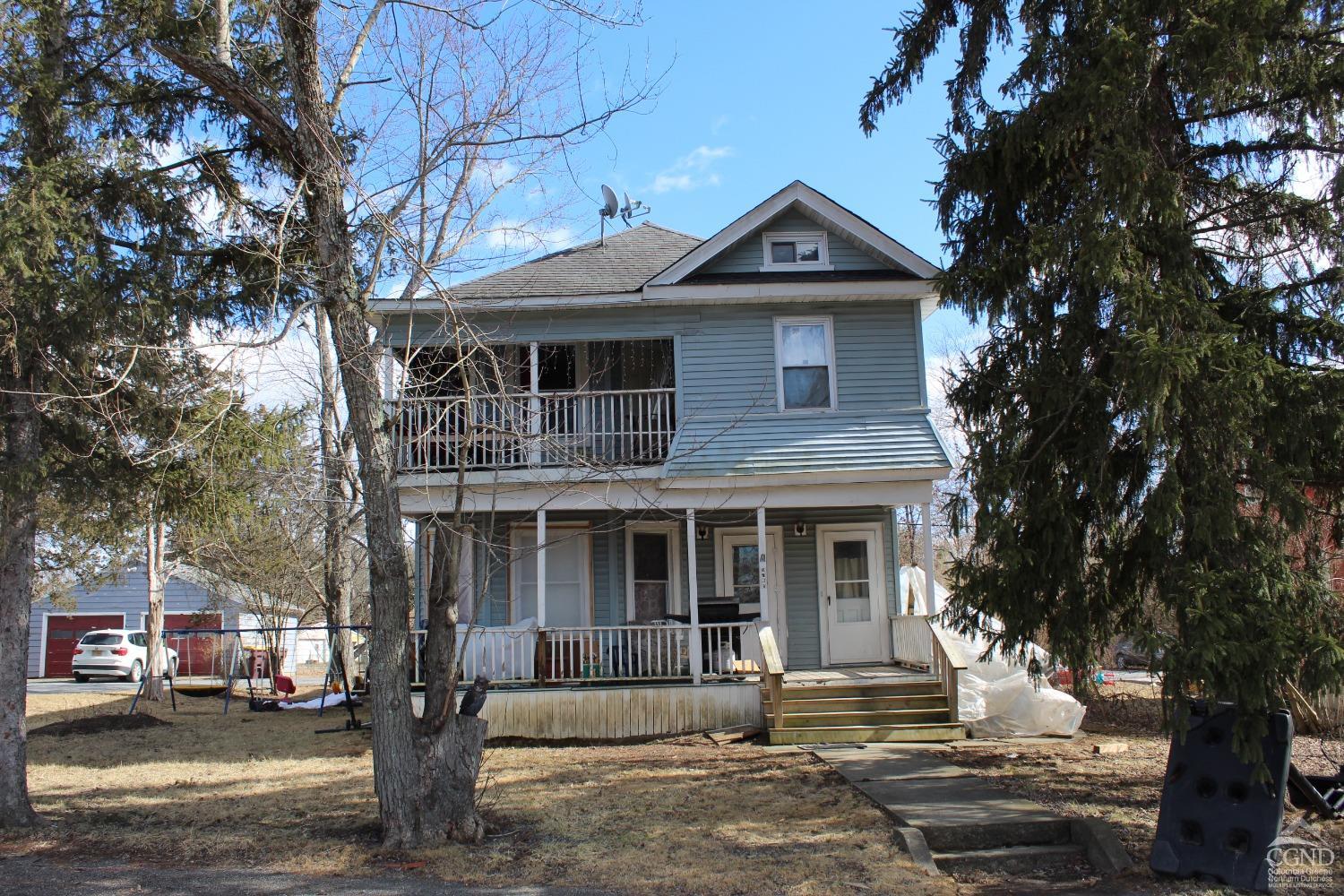 6708 Chester Ave Ave, Stockport, New York - 6 Bedrooms  
2 Bathrooms - 