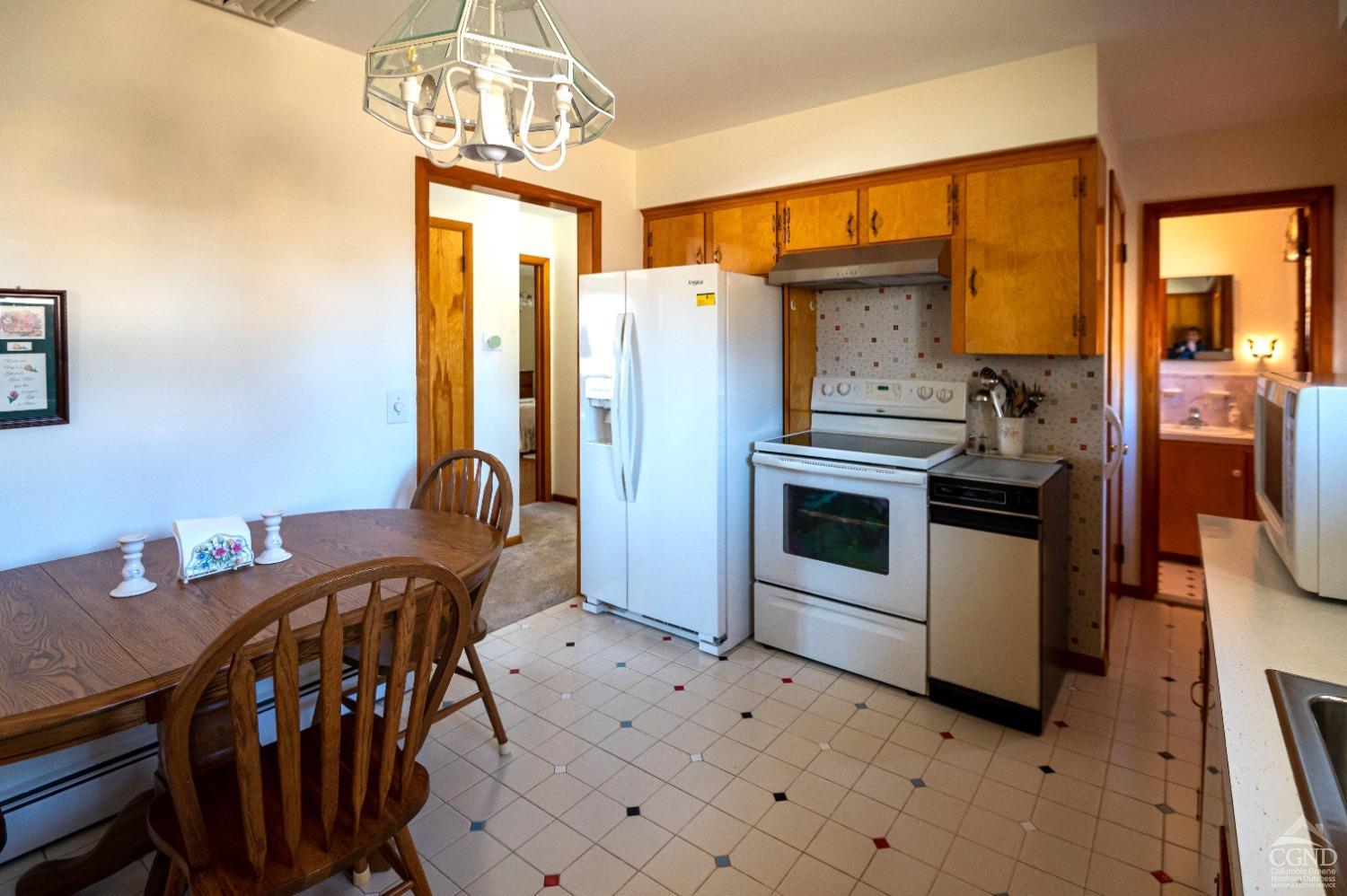277 Anthony Avenue, Hudson, New York image 3