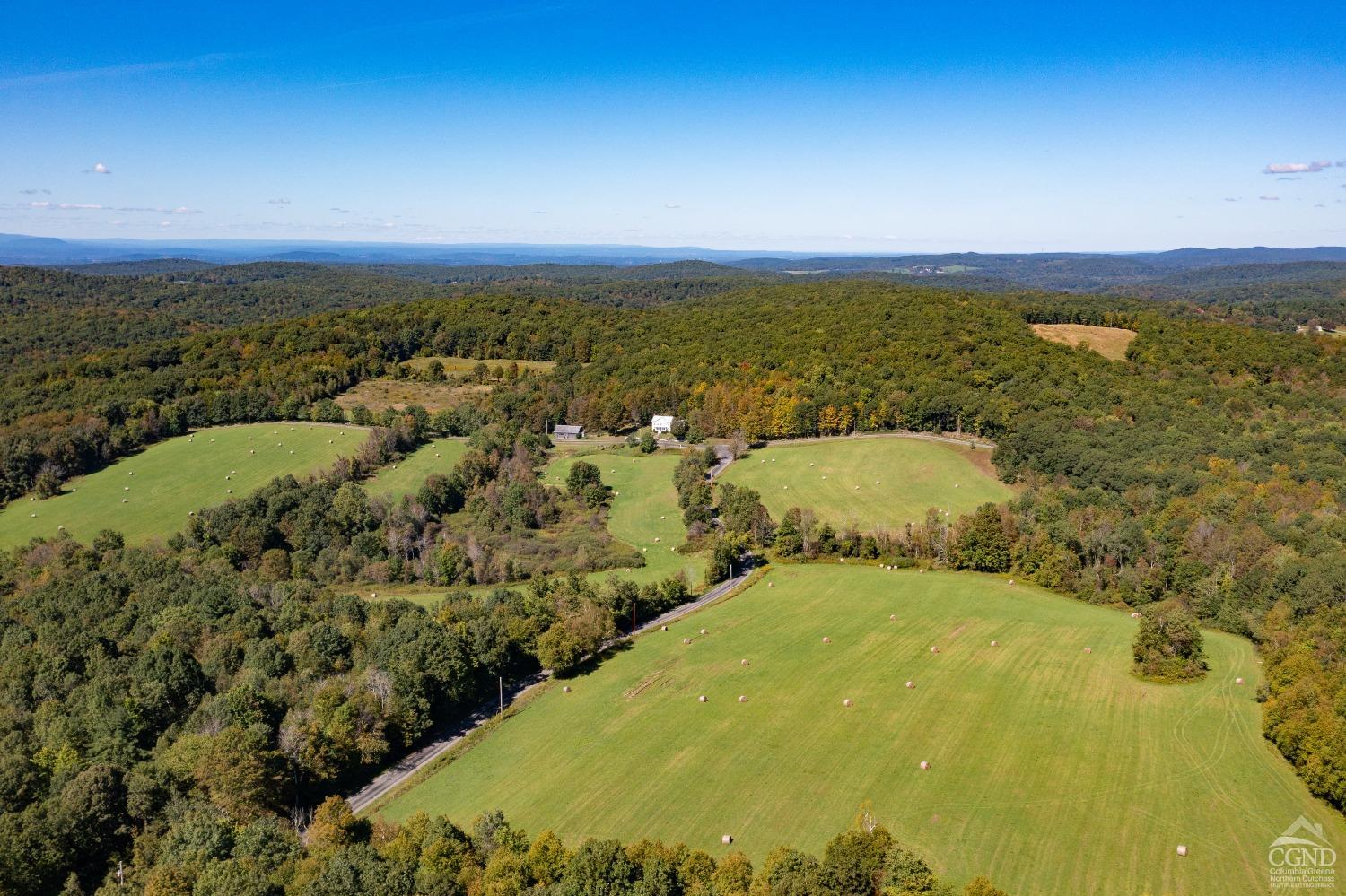 Hill Top Road, Ancram, New York image 4