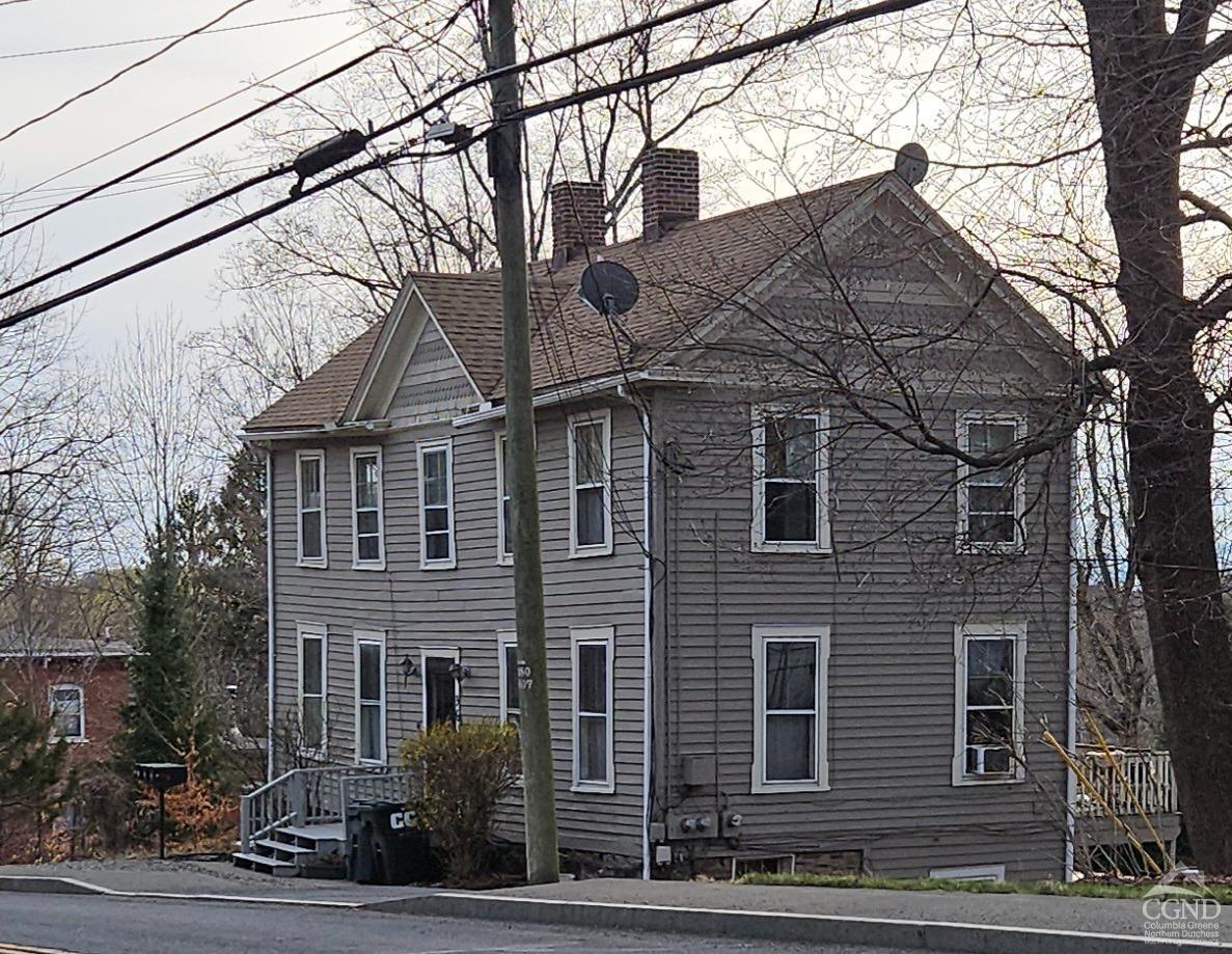 36 Spring Street, Chatham, New York - 4 Bedrooms  
3 Bathrooms - 
