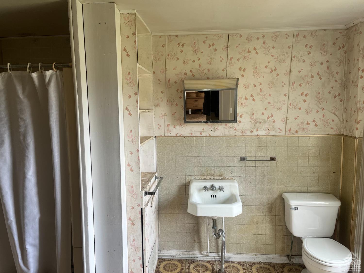 22 Decocco, Selkirk, New York image 23