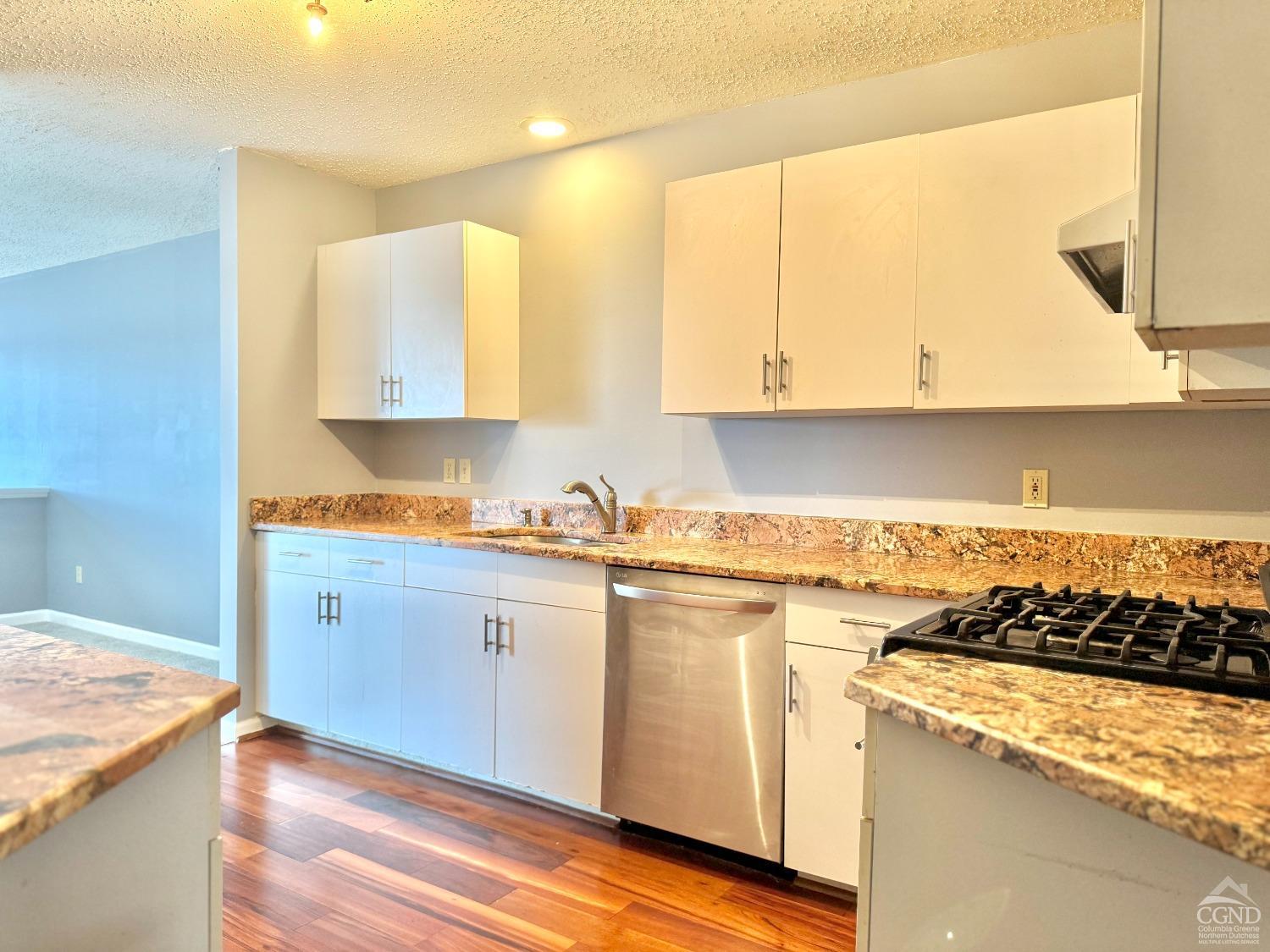 85 Riverview, Port Ewen, New York image 16