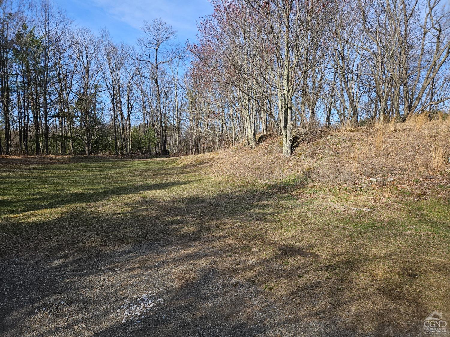 51 Dunbar Road, Hudson, New York image 2