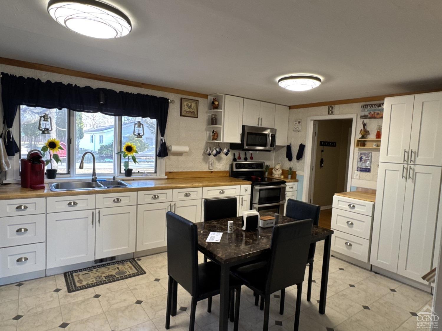 22 Bushnell Ave. Ave, Chatham, New York image 6