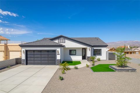 2570 N Ridge Avenue Bullhead City AZ 86429