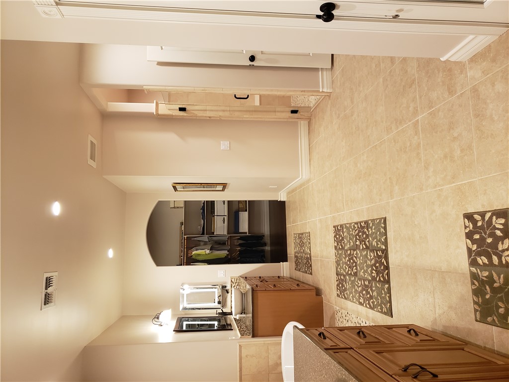 Kingman, Arizona, 86401, United States, 4 Bedrooms Bedrooms, ,4 BathroomsBathrooms,Residential,Active,1844281