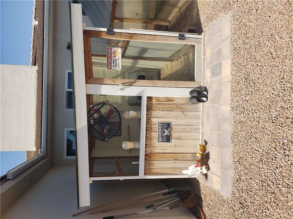 Kingman, Arizona, 86401, United States, 4 Bedrooms Bedrooms, ,4 BathroomsBathrooms,Residential,Active,1844281
