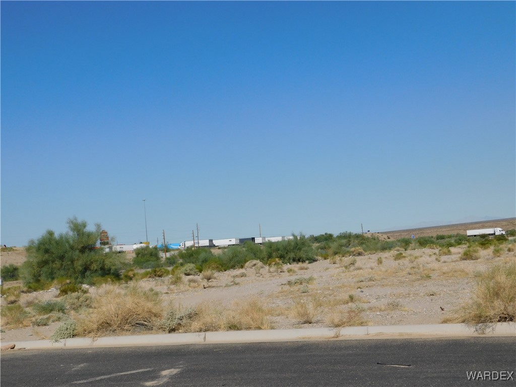 16n /20w Behind Pilot Gateway Trail