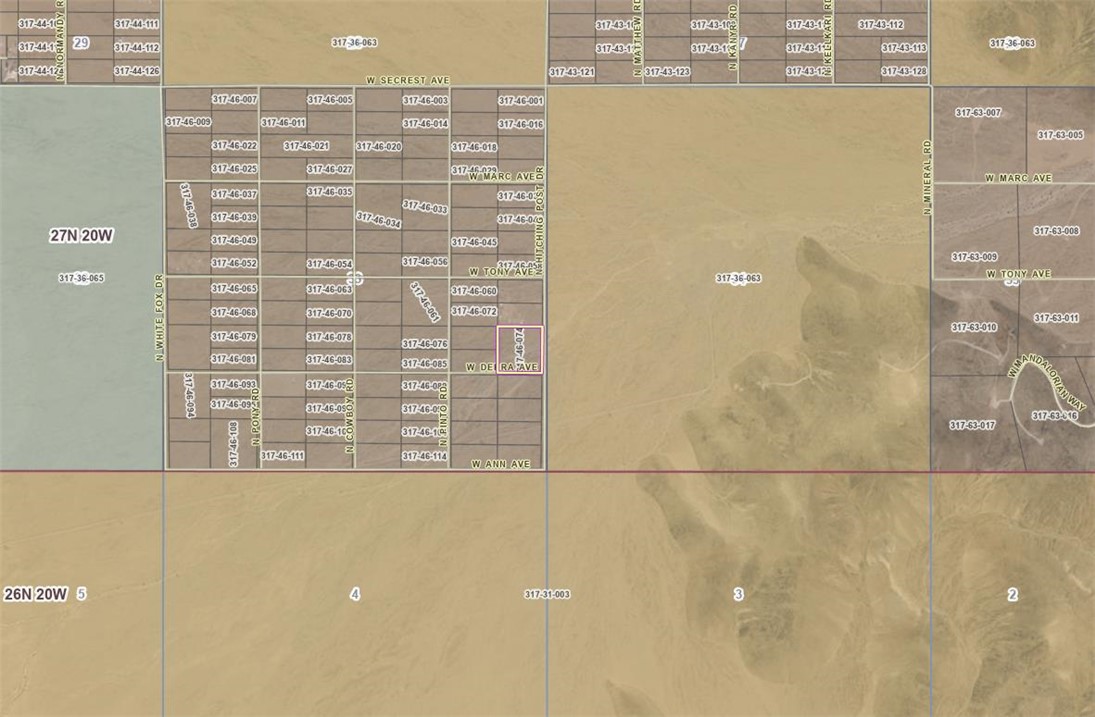 2 Lots N Hitching Post