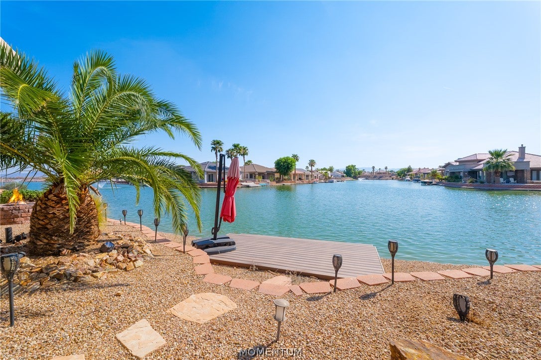 10715 S Blue Water Bay