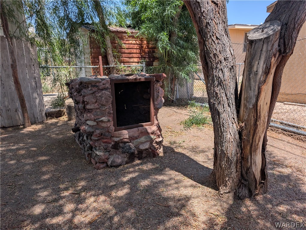 1970 E Riverbend Circle