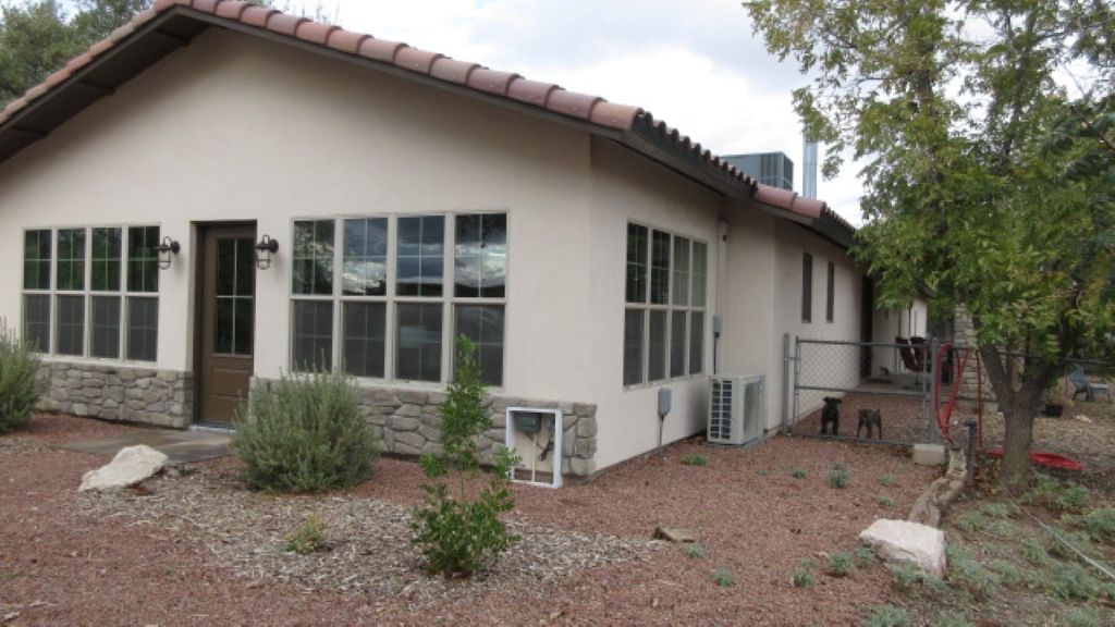 1929 E Morrow Avenue