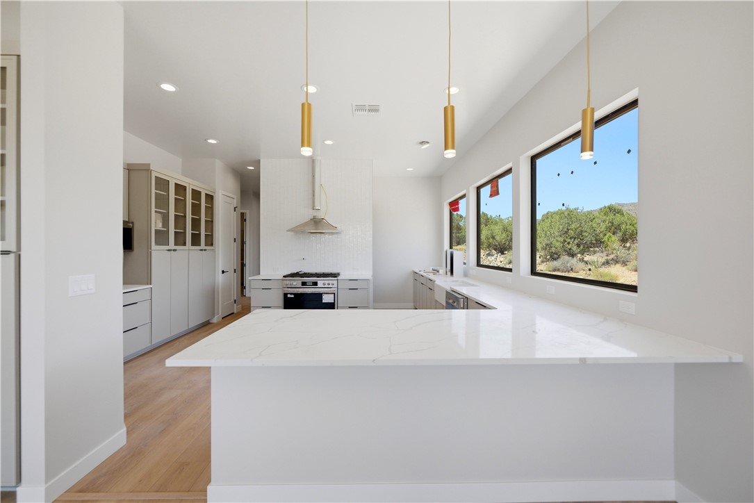 785 W Island Drive