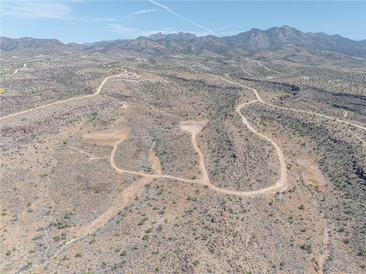 3341 E STAGECOACH DR, KINGMAN, AZ 86401 - Image 0ca9da91fc45a01a78875c2f3a663f2f/1999549952