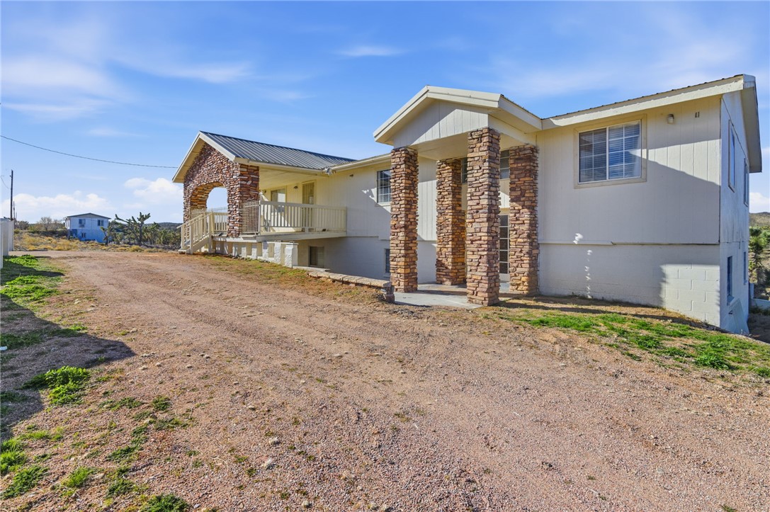 26151 N Rainbow Road