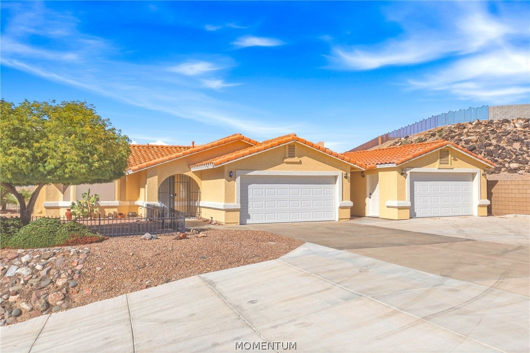 2041 E Primavera Court