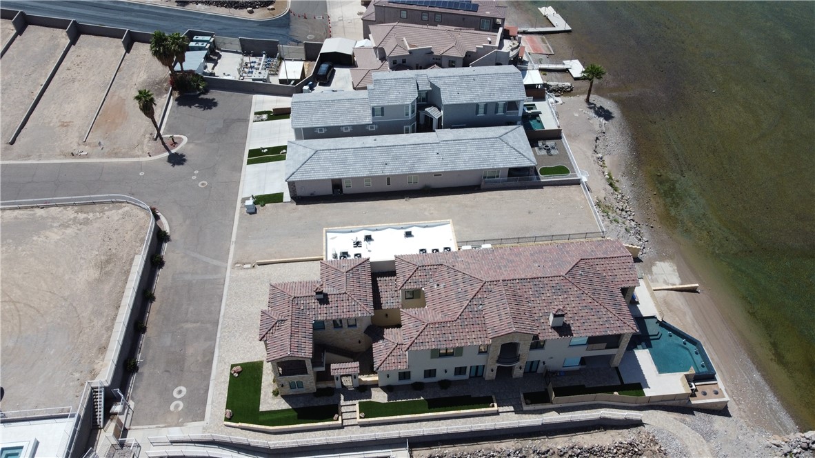 1750 Clubhouse Drive 56