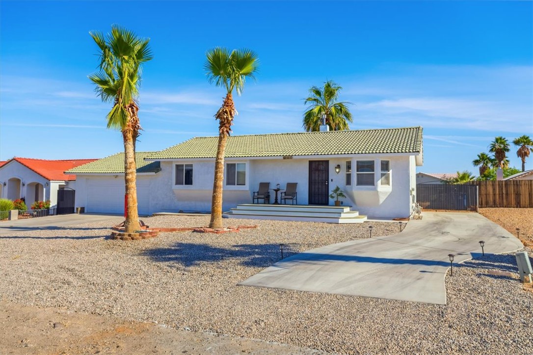 2037 E Joy Lane