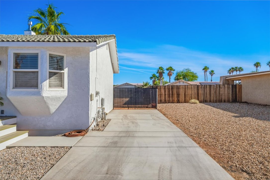 2037 E Joy Lane