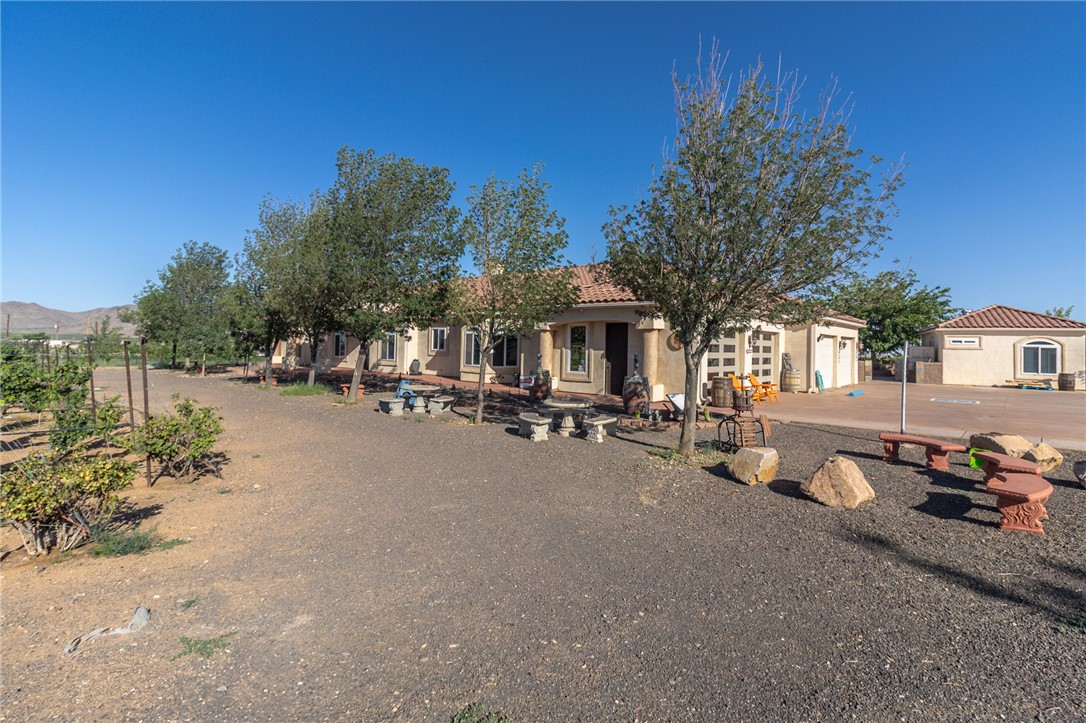 6927 E Brooks Boulevard