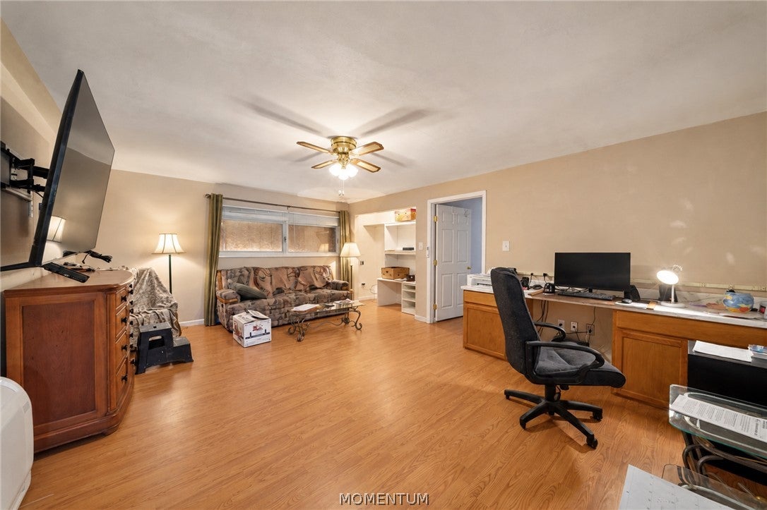 6309 N Carrizo Road