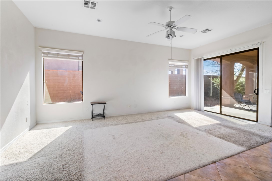 2900 Esmerelda Drive