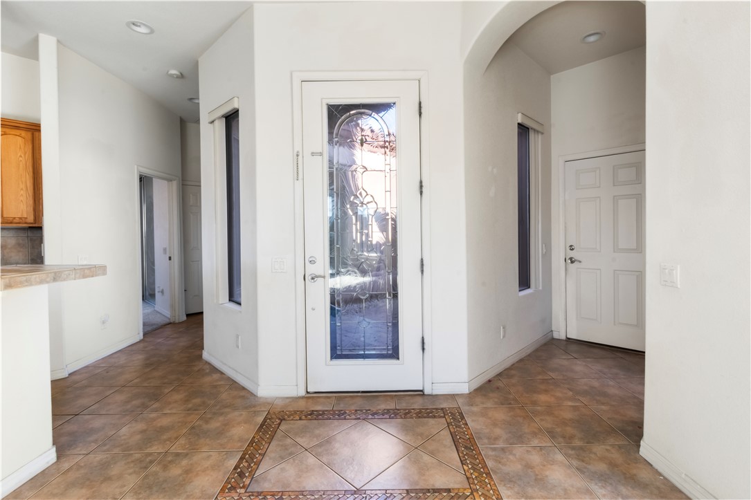 2900 Esmerelda Drive