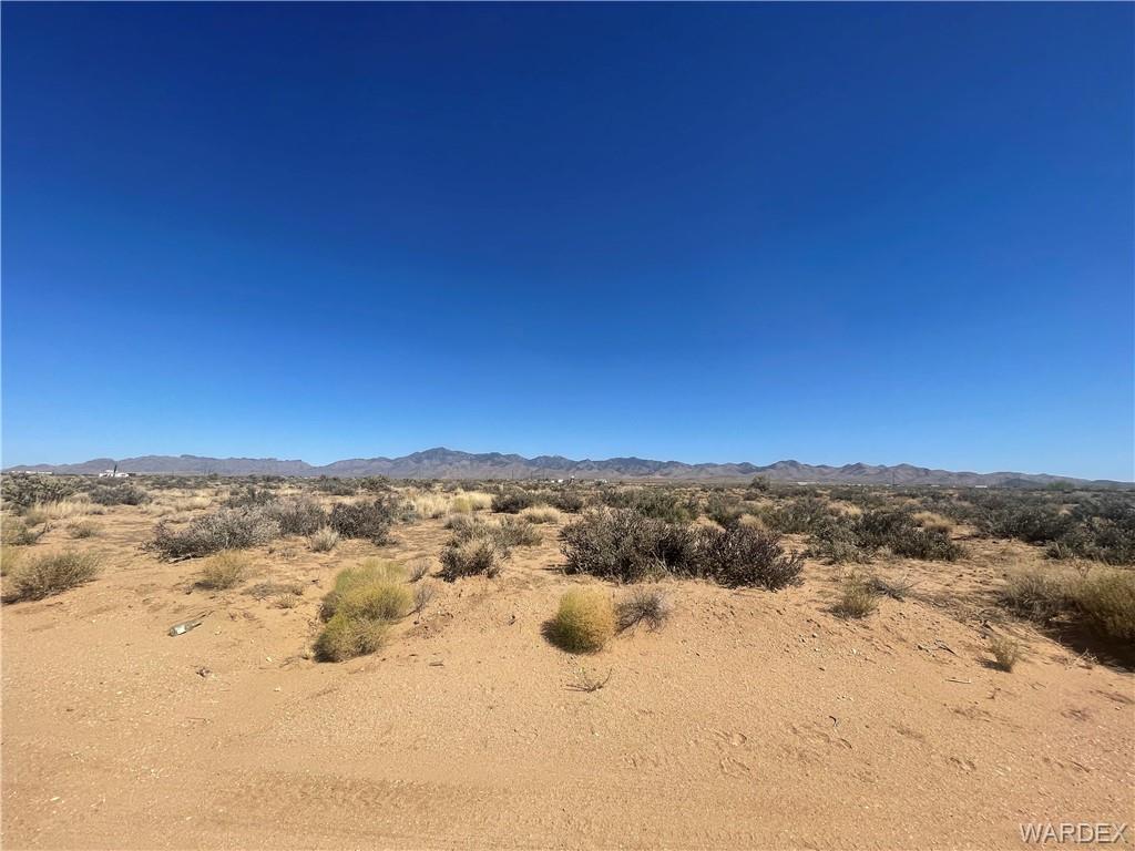 LOT 104 ROUND ISLAND RD