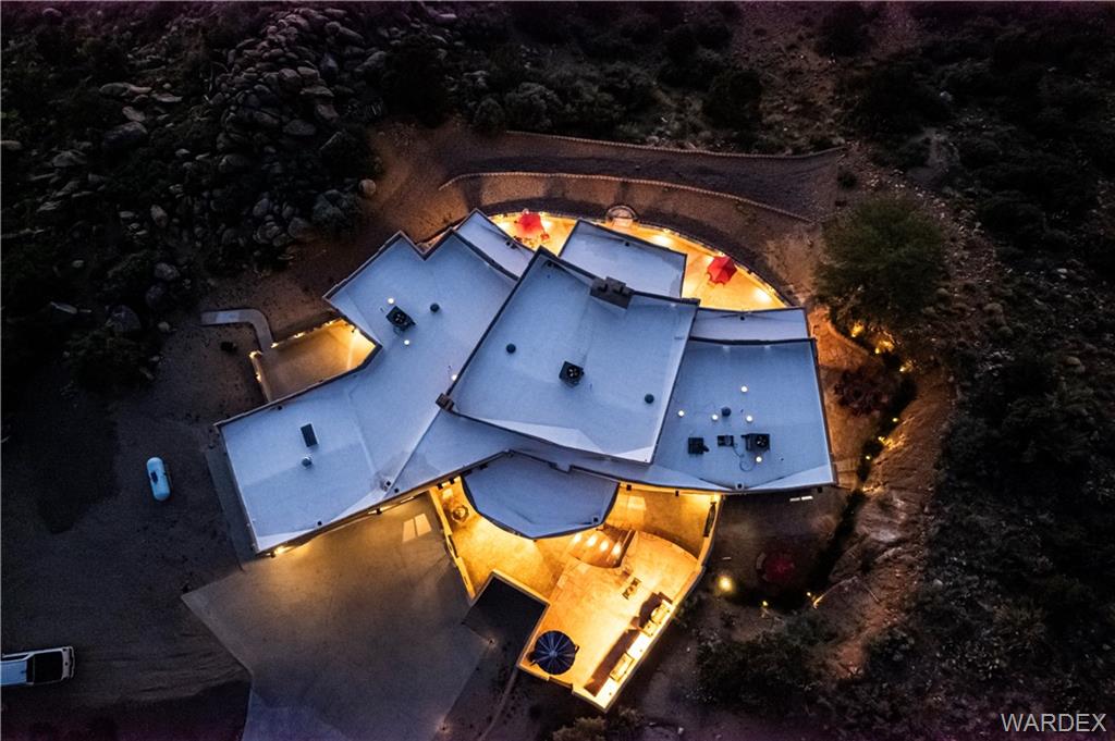 3206 S Saddletree Court