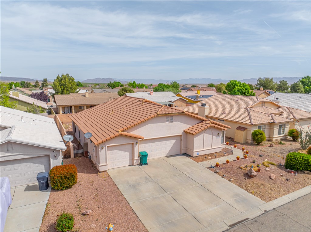 3945 E Packard Avenue