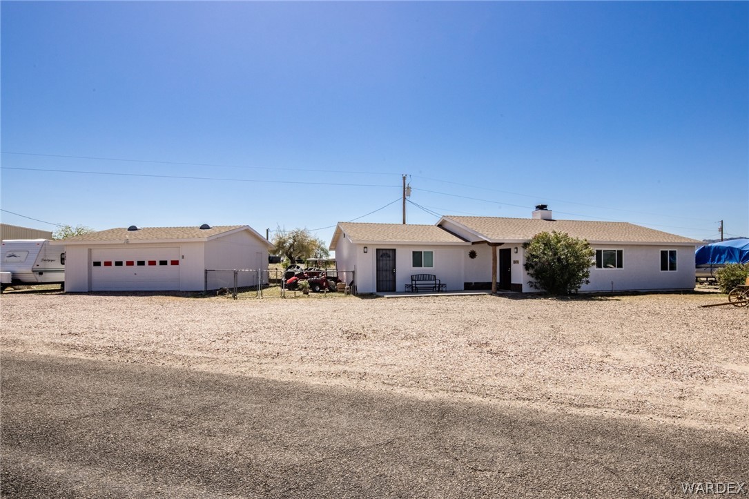 View Topock, AZ 86436 house