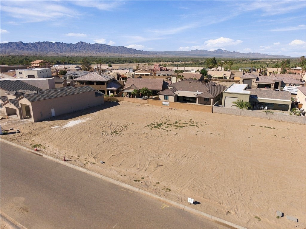 515 Border Lane