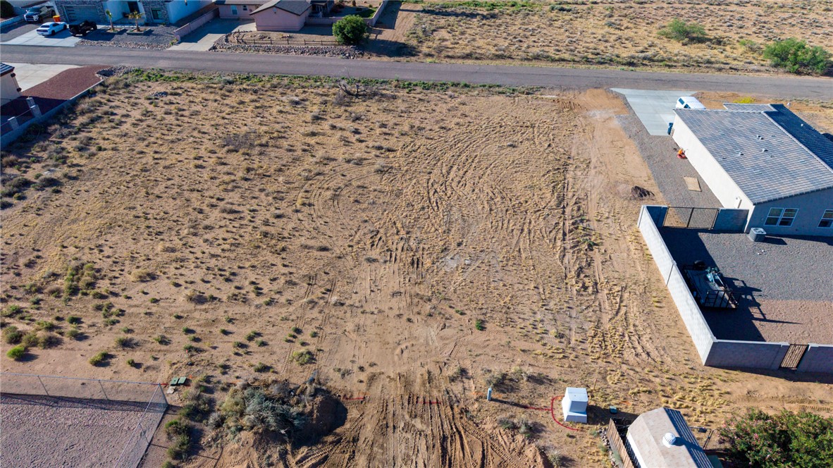 7827 E Devils Arch Drive