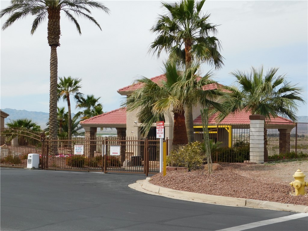 6111 S Lago Grande Drive